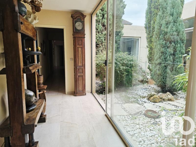 Maison de maîtres - 232 m² - 7 pièces