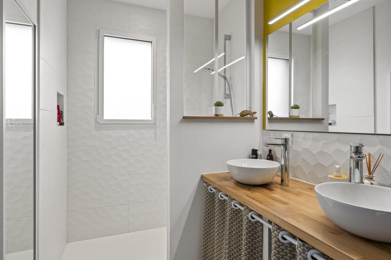 Maison contemporaine - 145 m² - 6 pièces