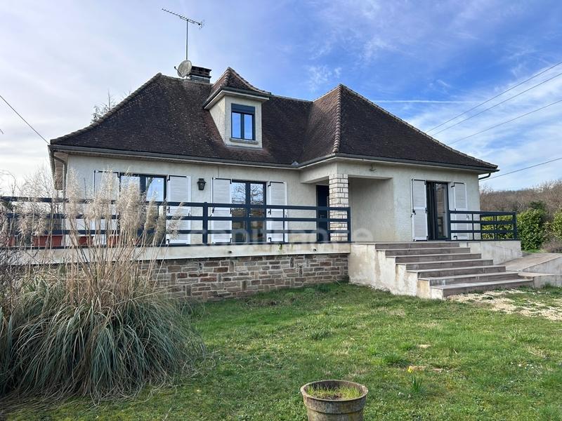 Maison - 212 m² - 5 pièces
