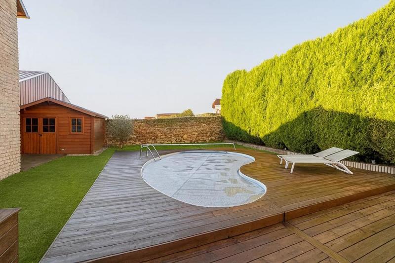 Maison - 179 m² - 6 pièces