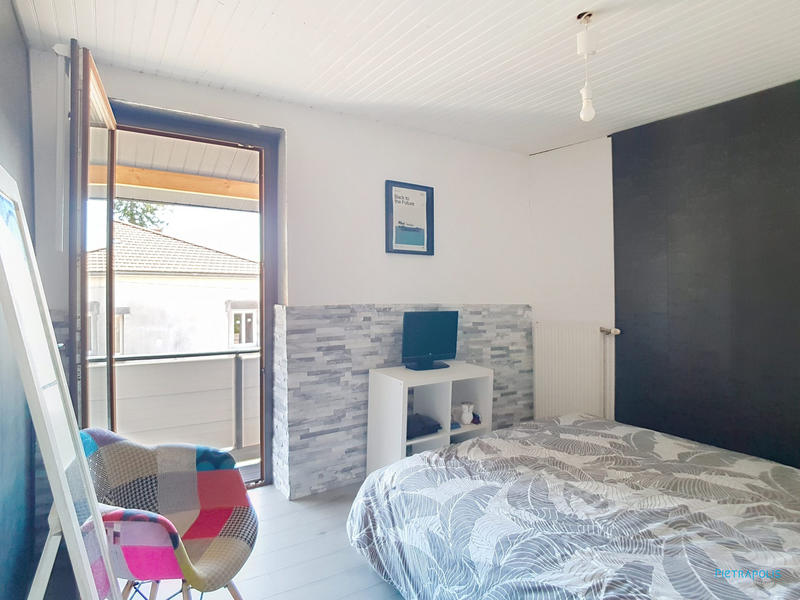 Maison - 99 m² - 5 pièces