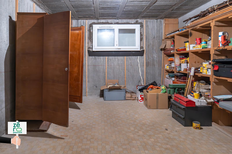 Maison - 238 m² - 10 pièces