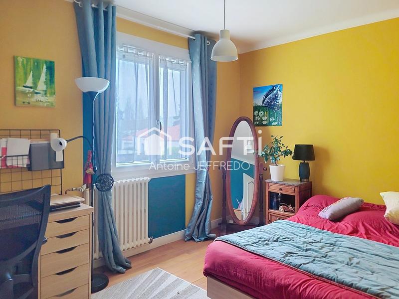 Maison - 96 m² - 4 pièces