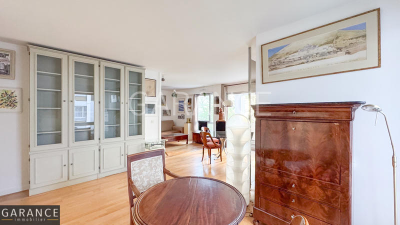 Appartement - 97 m² - 5 pièces