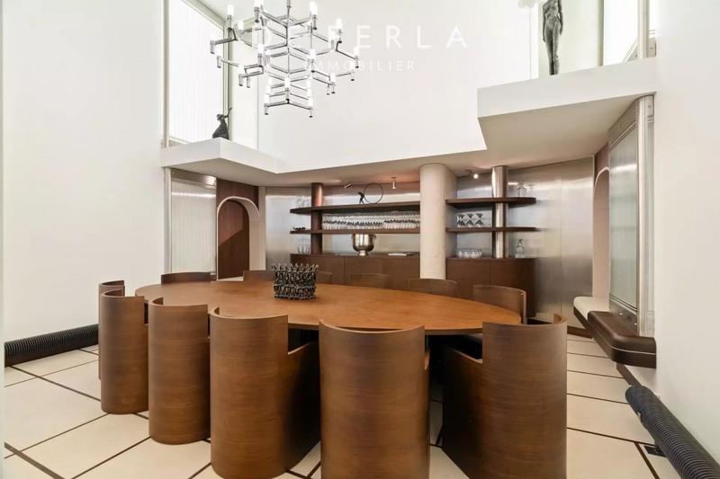 Loft - 320 m² - 8 pièces