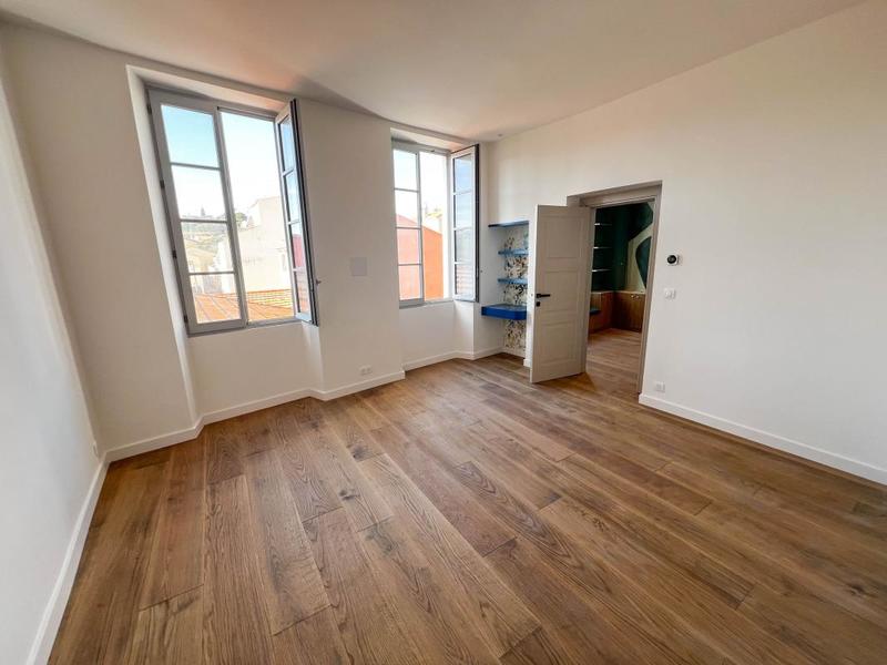 Maison de village - 208 m² - 6 pièces