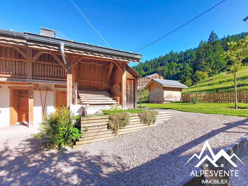 Châlet - 195 m² - 9 pièces