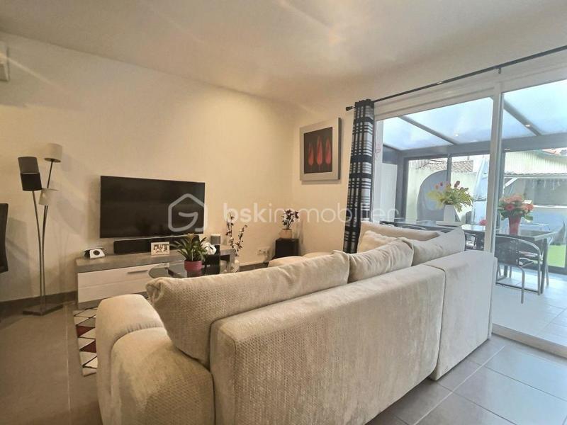 Maison - 99 m² - 4 pièces