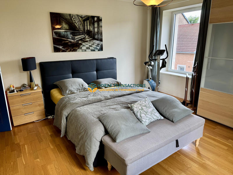 Maison - 205 m² - 6 pièces