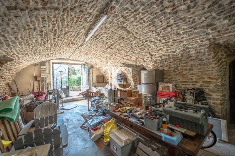 Maison - 198 m² - 7 pièces