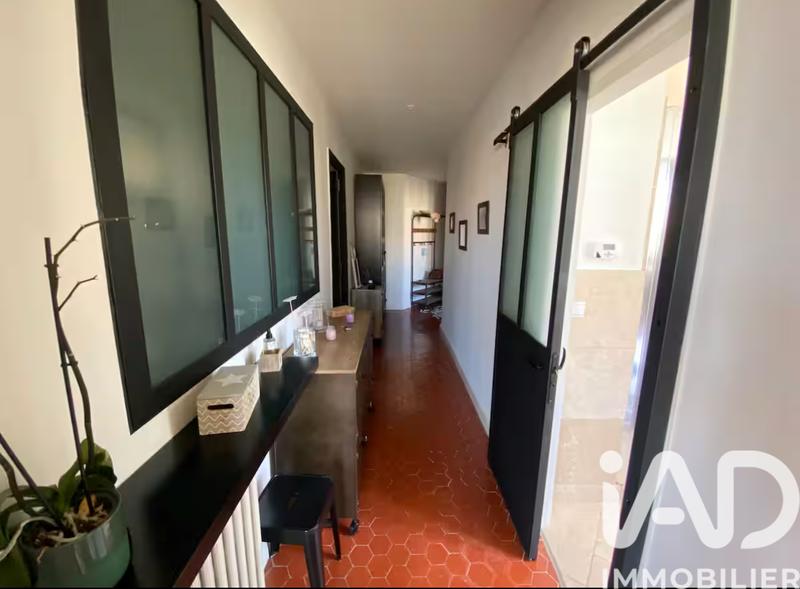 Appartement - 82 m² - 3 pièces