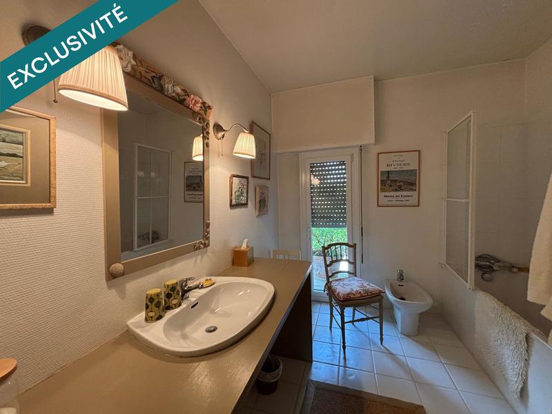 Maison - 248 m² - 7 pièces