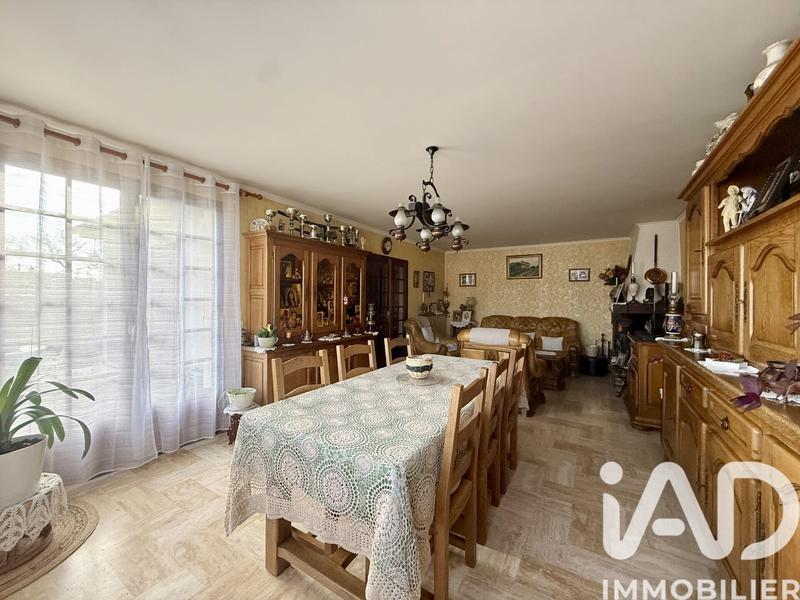 Maison - 180 m² - 8 pièces