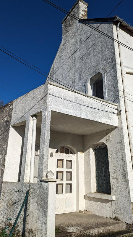 Maison - 335 m² - 15 pièces