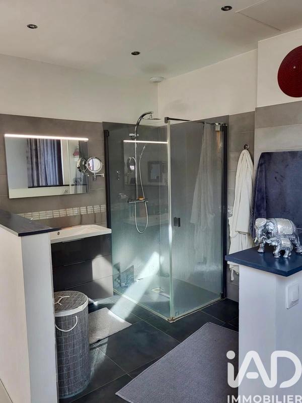 Maison - 161 m² - 5 pièces