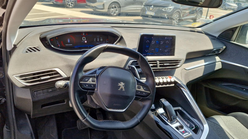 Peugeot 3008 BlueHDI 130ch Eat8 Allure Business