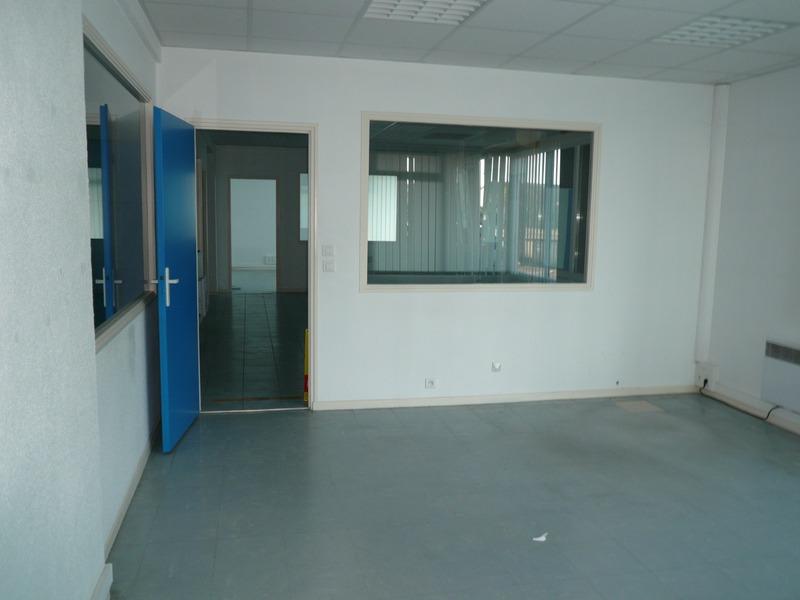 Local commercial - 366 m² - 8 pièces