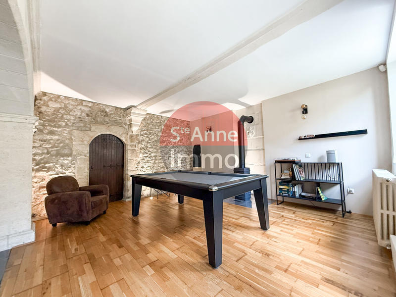 Maison - 177 m² - 7 pièces