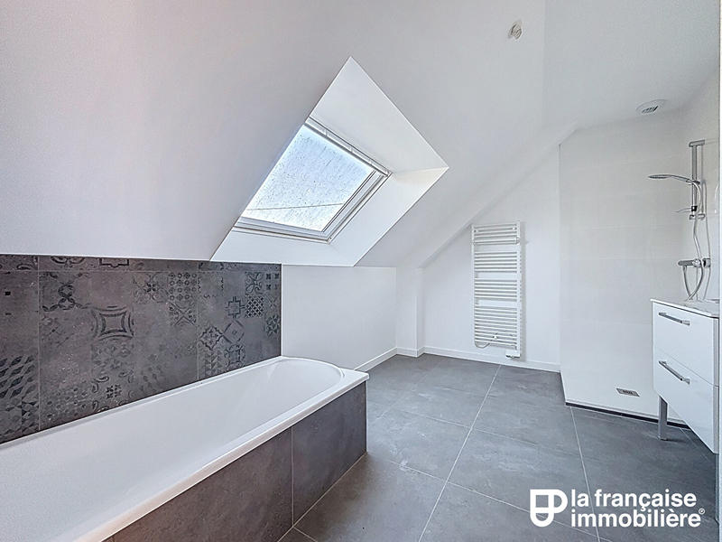 Maison - 152 m² - 5 pièces