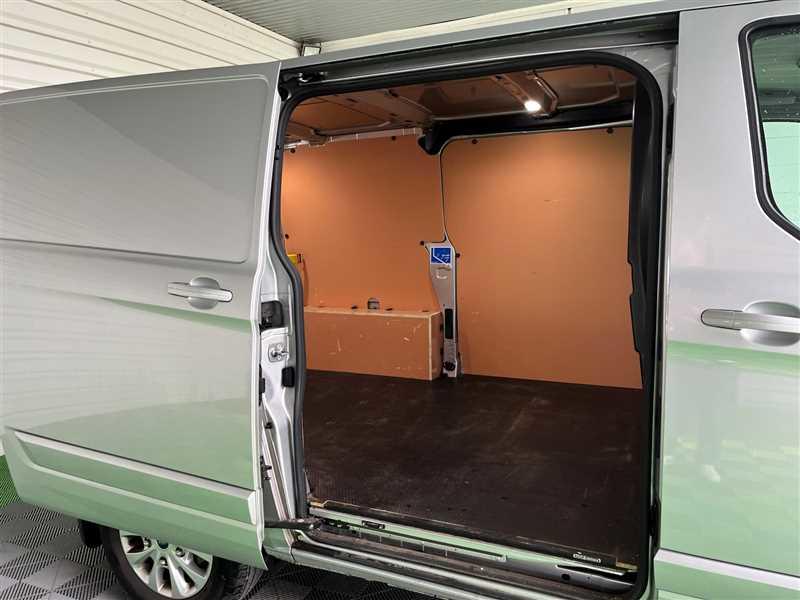 Ford Transit Custom Fourgon 300 L1h1 2.0 170ch Bva Limited