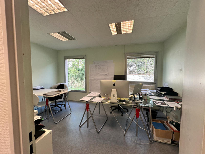 Bureau - 177 m²