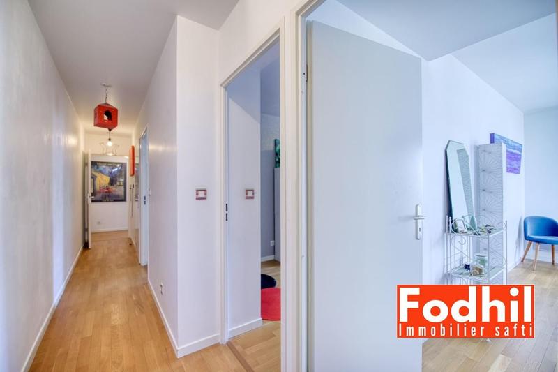 Appartement - 94 m² - 5 pièces