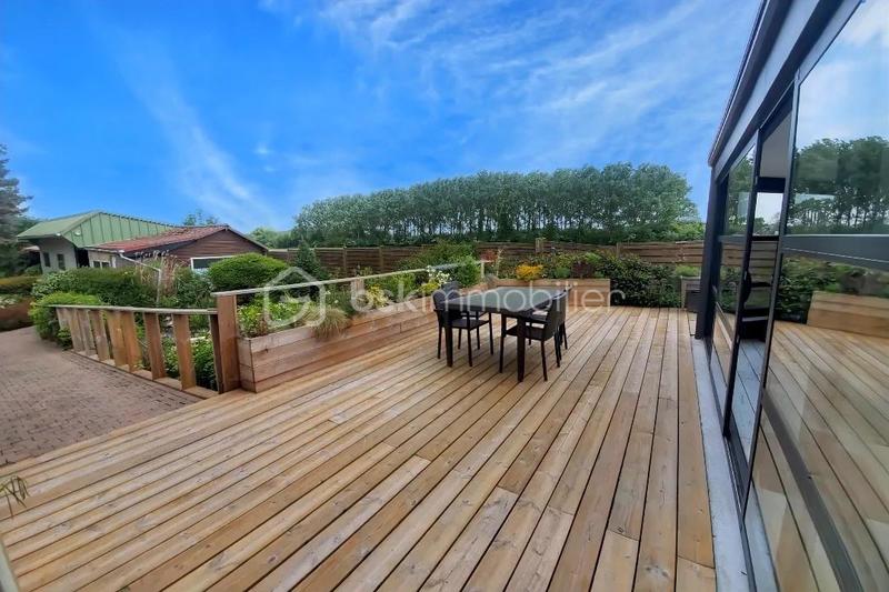 Propriété - 200 m² - 7 pièces