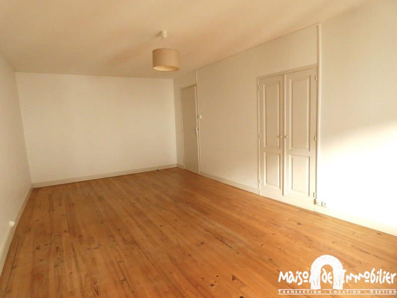 Maison - 93 m² - 4 pièces