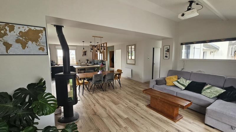 Maison - 145 m² - 6 pièces