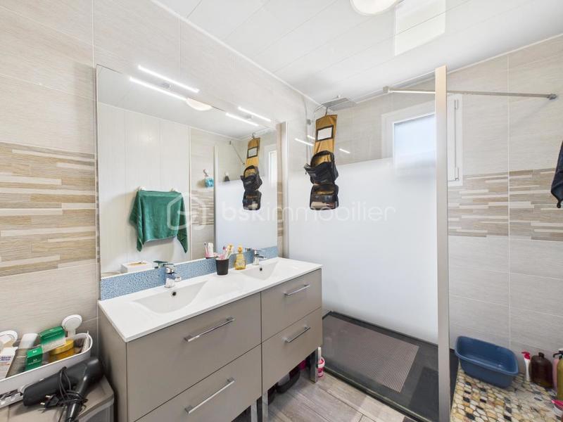 Maison - 148 m² - 6 pièces