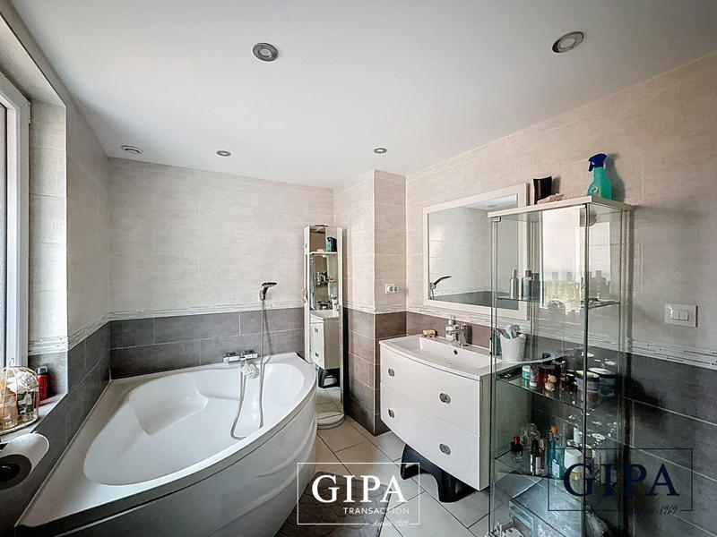 Maison ancienne - 110 m² - 5 pièces