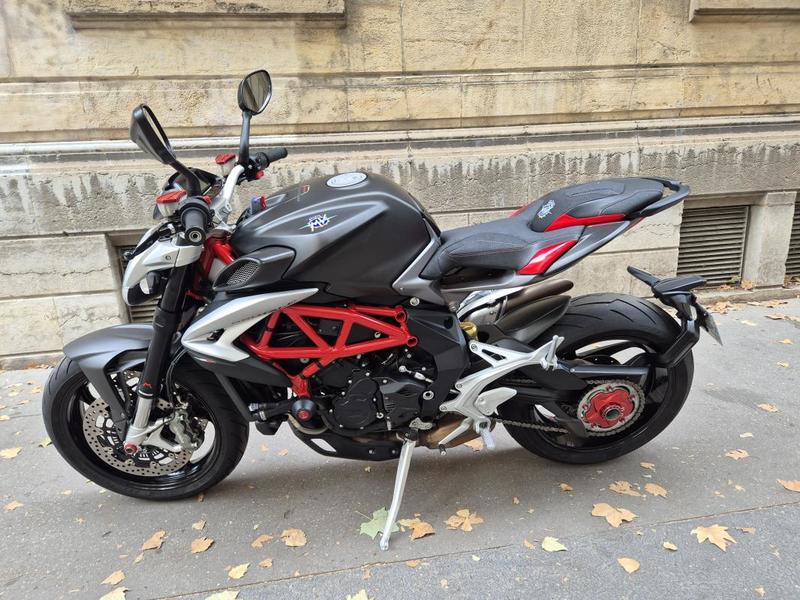 Mv Agusta Brutale 800