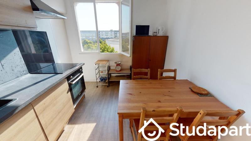 Chambre - 12 m² - 1 pièce