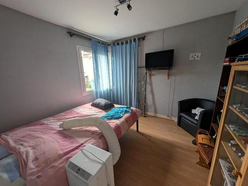 Maison - 93 m² - 4 pièces