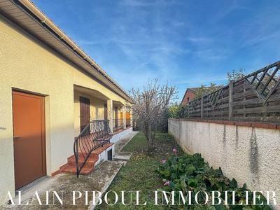 Maison traditionnelle - 100 m² - 4 pièces