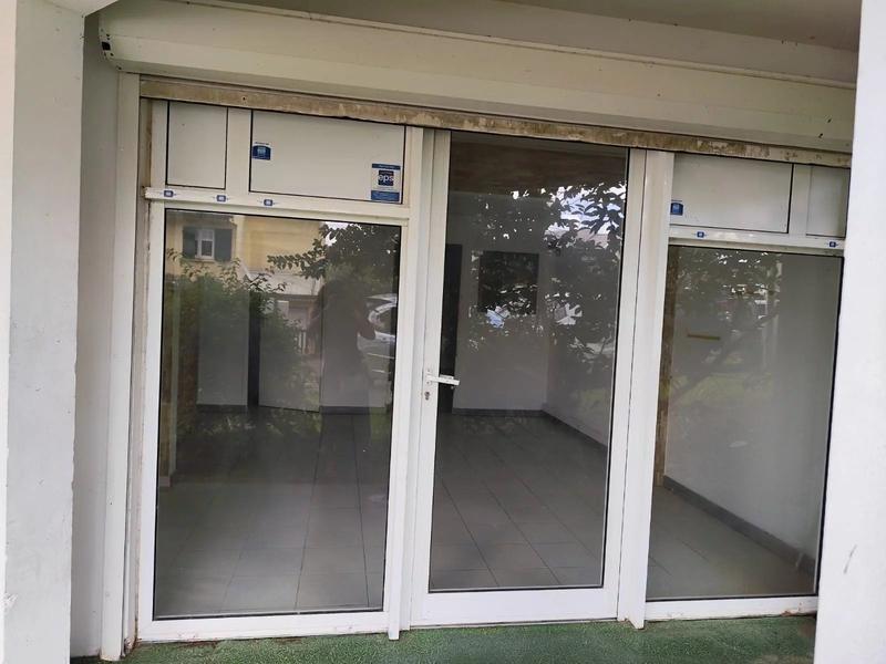 Magasins - 45 m² - 1 pièce