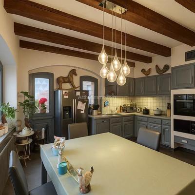 Appartement - 207 m² - 6 pièces