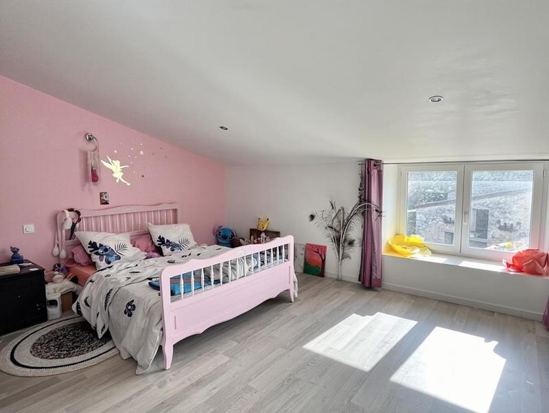 Maison - 345 m² - 11 pièces