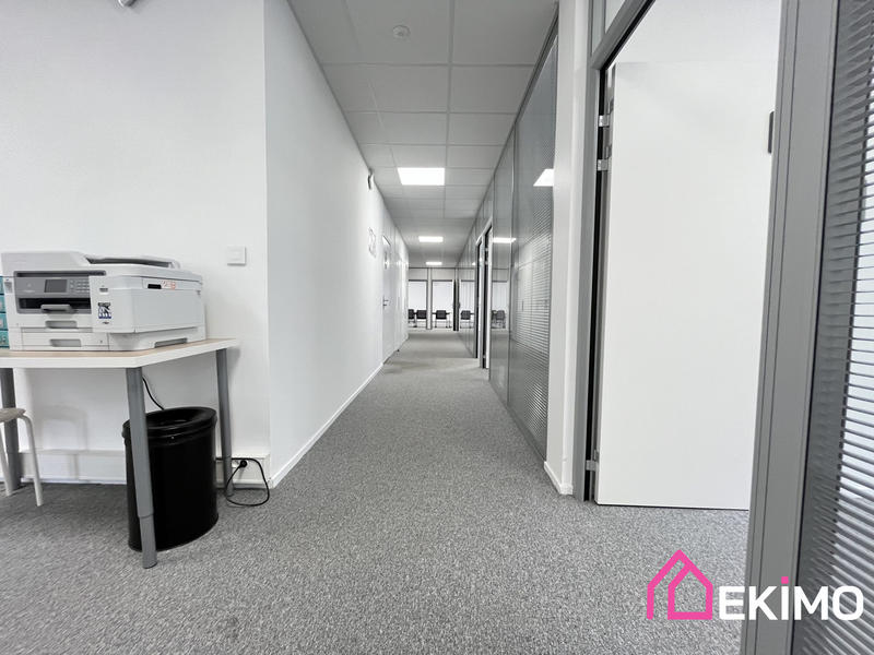 Bureau - 265 m²