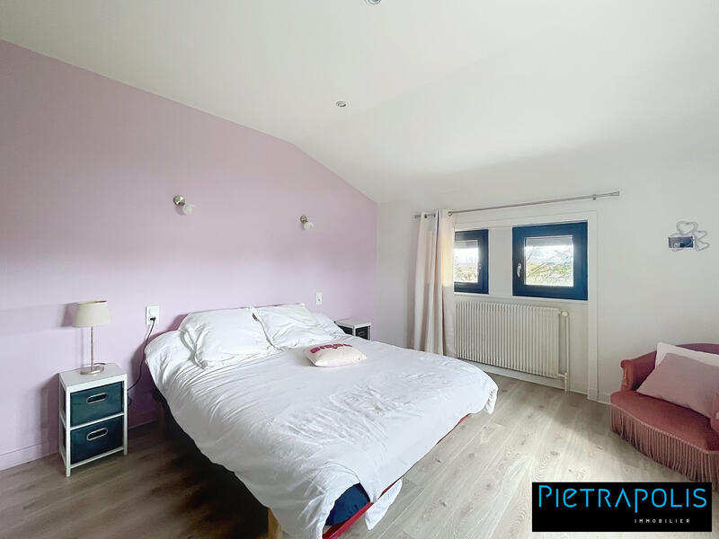 Villa - 278 m² - 7 pièces