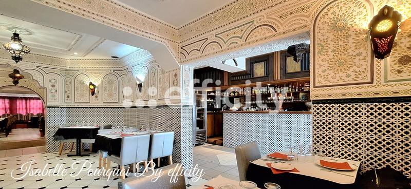 Immeuble - 317 m² - 10 pièces