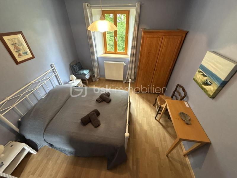 Demeure - 326 m² - 11 pièces