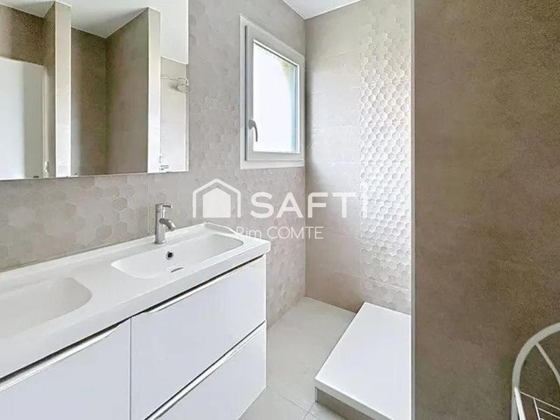 Maison - 128 m² - 5 pièces