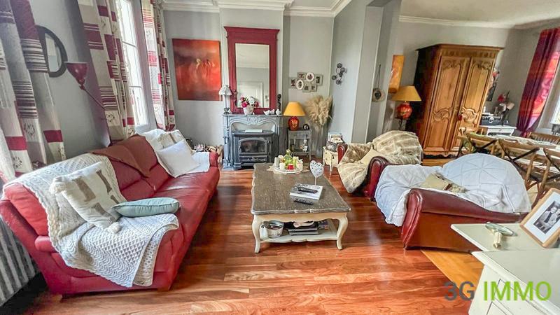 Maison de ville - 194 m² - 8 pièces