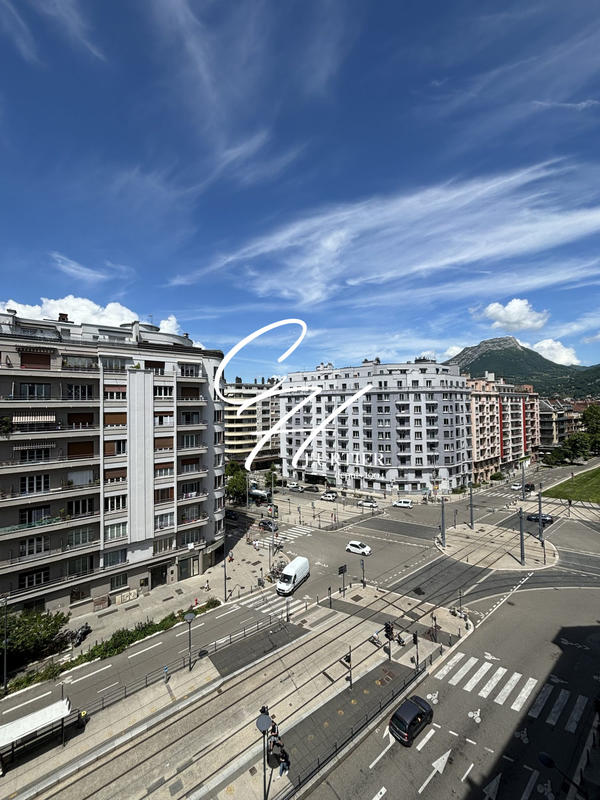 Appartement - 55 m² - 2 pièces