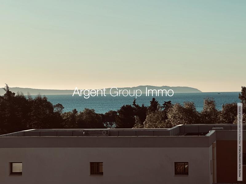 Maison - 170 m² - 5 pièces