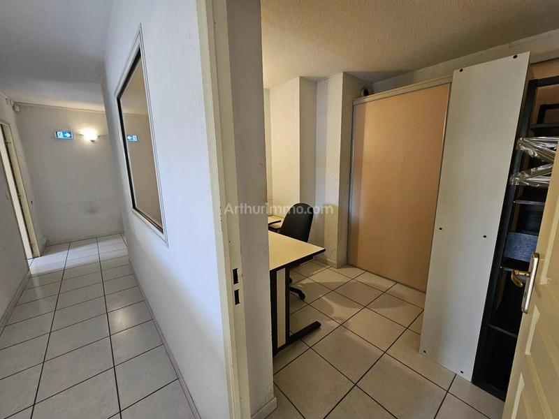 Bureau - 215 m² - 14 pièces