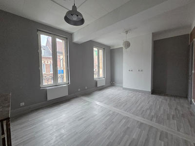 Maison - 248 m² - 10 pièces