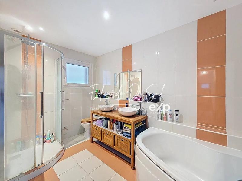 Maison - 120 m² - 4 pièces