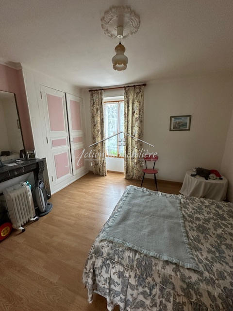 Maison - 183 m² - 6 pièces